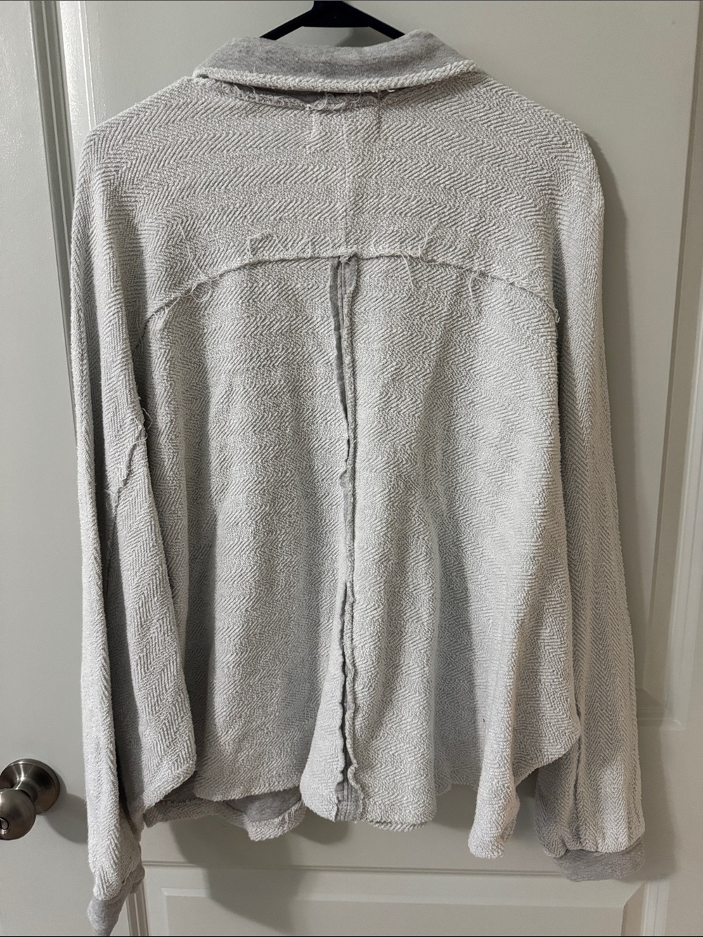 BUCKETLIST Light Gray Oversized Button-Front Utility Jacket - Picture 6 of 6